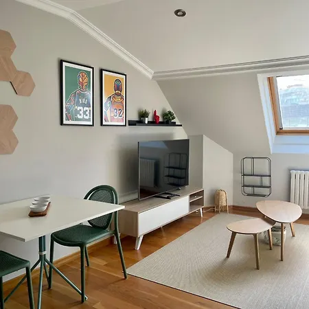 Carrerahouses Deluxe C/garaje アパート *